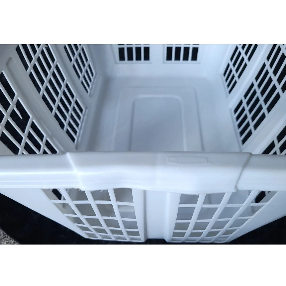 Vintage Rubbermaid White Plastic Laundry Basket Rectangular Ventilated‎ 2965